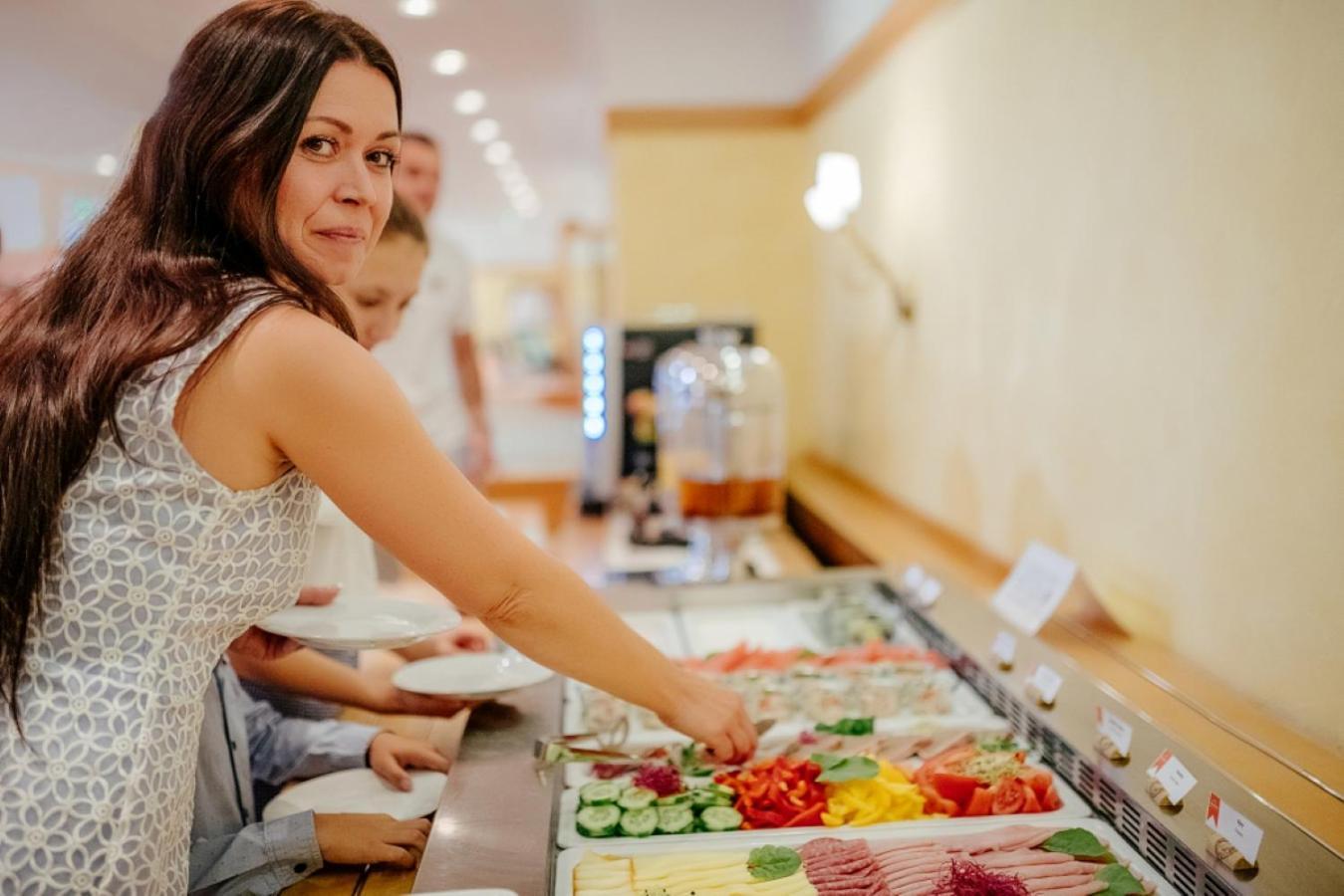 Hotel Akademie Chocerady Ngoại thất bức ảnh