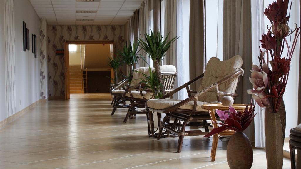 Hotel Akademie Chocerady Ngoại thất bức ảnh