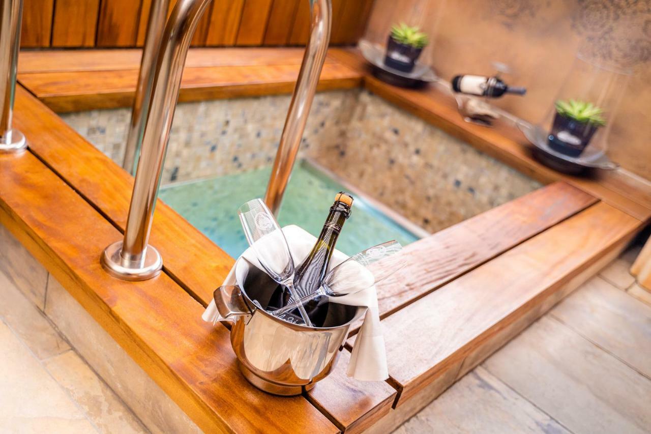 Hotel Akademie Chocerady Ngoại thất bức ảnh